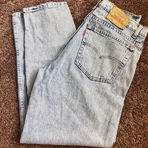 LEVIS - Acid Wash Mom Jeans